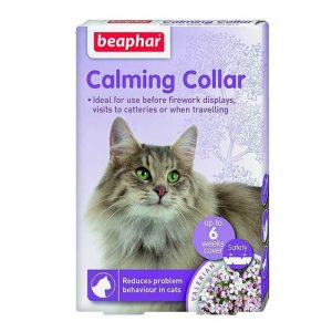 Empaque del collar calmante para gatos de Beaphar, con extracto de Valeriana y Lavanda.